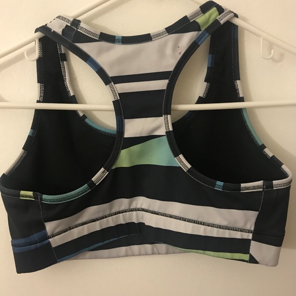 Nike Sports Bra - Picture 4 of 4